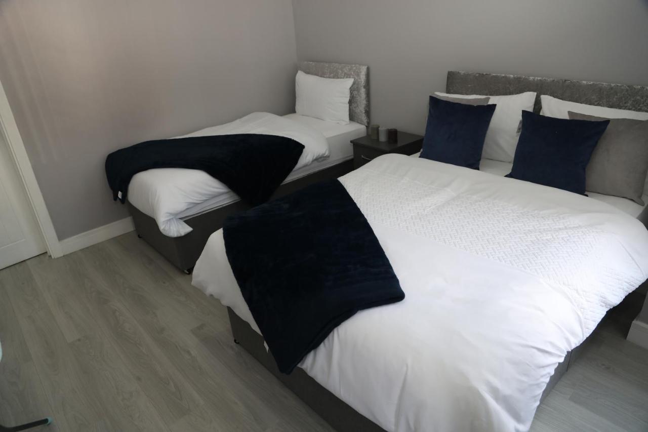 Homely 1-Bed Apartment In Birmingham Esterno foto